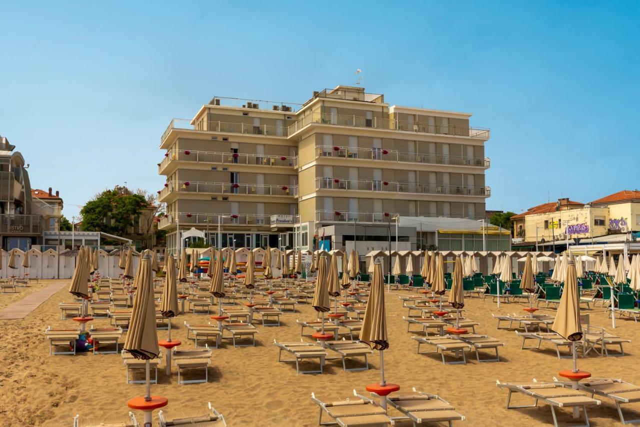 Hotel President's Pésaro Exterior foto